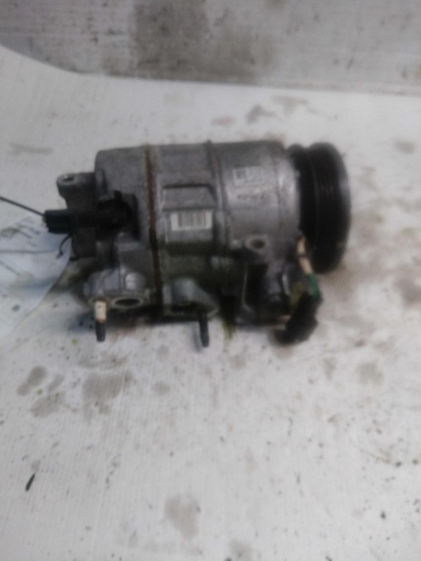 2019 Lincoln Nautilus A/C Compressor OEM K2GH19D629AB 90k Miles Grey