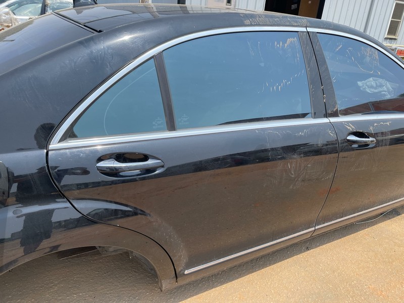 07-13 MERCEDES S550 W221 REAR RIGHT PASSENGER DOOR SHELL ASSEMBLY OEM BLACK
