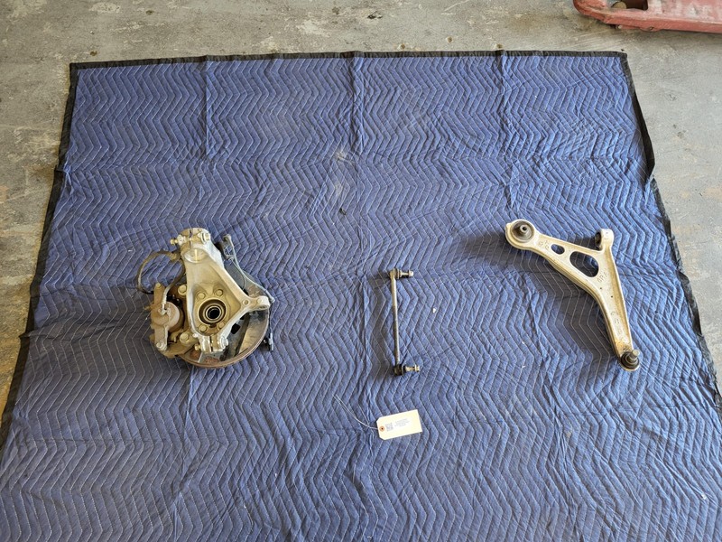 Used Oem Nissan Right Passenger Front Suspension Knee 2021-2025 Rogue 1.5L US