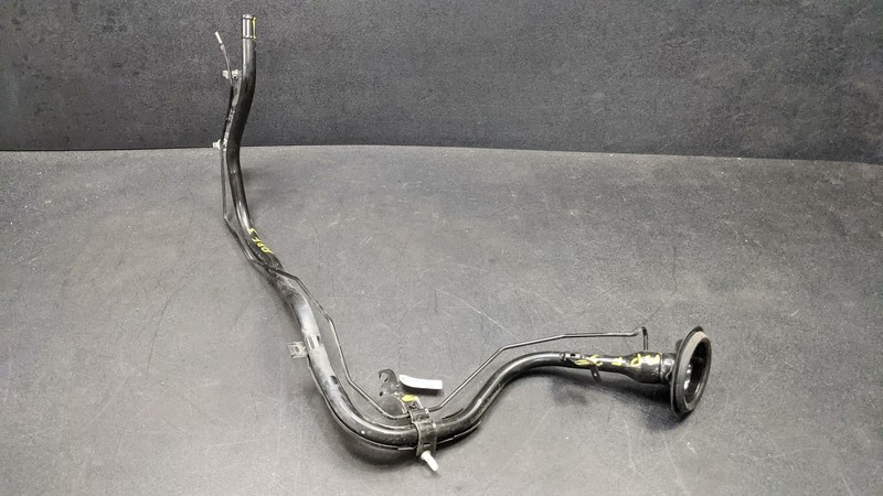 Fuel Filler Neck Pipe 3.5L 2017 Nissan Pathfinder 17221-3JA1B 2013-2018 2019