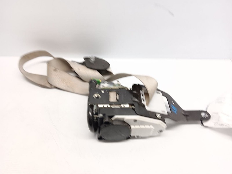 12-18 Mercedes W218 CLS400 CLS550 CLS63 AMG Seat Belt Front Left Side Gray