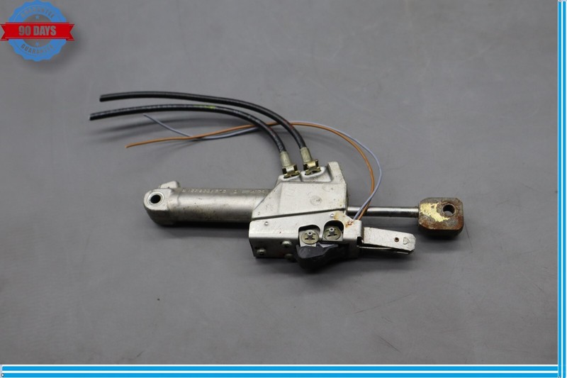 90-02 Mercedes R129 SL500 SL320 Left Bow Extension Cylinder Remanufactured Oem