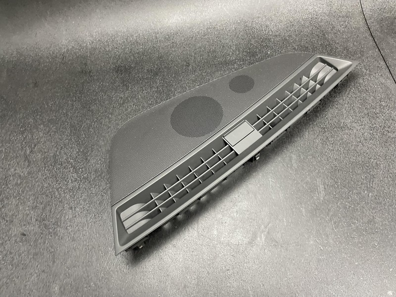 Dashboard Center Defroster Grille 2019 Audi S5 Coupe 8W1819636 2018 2020 -2023 X