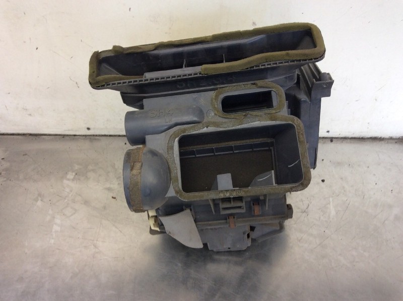 88 89 90 91 Civic 4DR Heater Core Unit With Case SH4 Used OEM