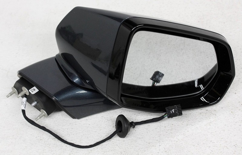 OEM Right Passenger Side Mirror For Cadillac XT6 Sport Shadow Scratches