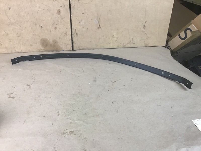 McLaren 650S 2015 Center Trim Cover Support Molding 15-17 ;:Y