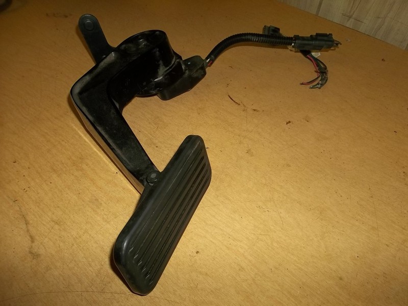 Freightliner 05-20110-001 Williams Control Pedal WM-540 132244 L-30501