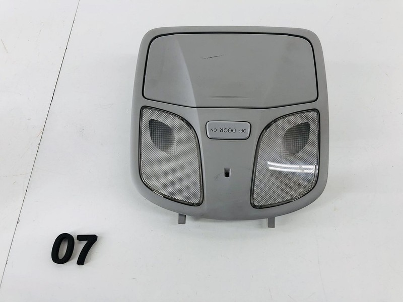 12-14 HYUNDAI SONATA FRONT UPPER CENTER INTERIOR HEADLINER DOME LIGHT OEM