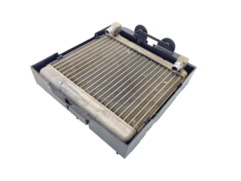 BMW F01 F06 F10 F13 550 650 750 Right Auxiliary Coolant Radiator Cooler 83k OEM✅