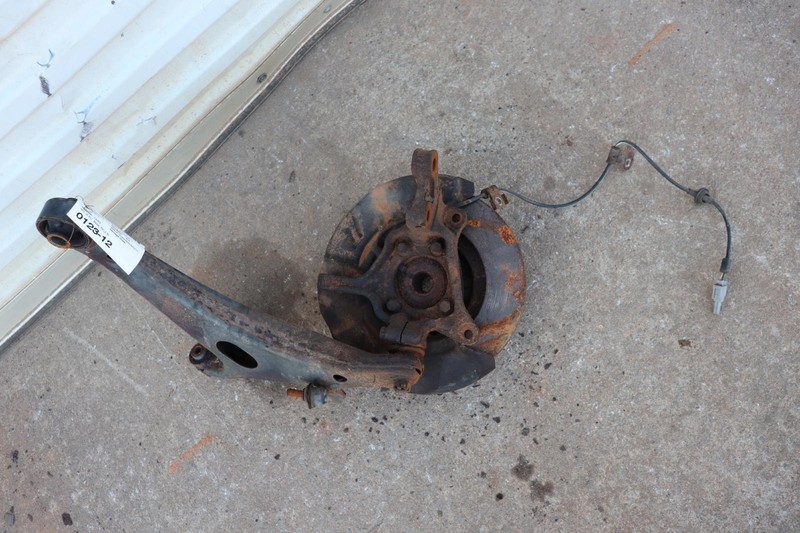 2008-2011 SUBARU IMPREZA 2.5L FRONT RIGHT SIDE SPINDLE KNUCKLE HUB ASSEMBLY OEM