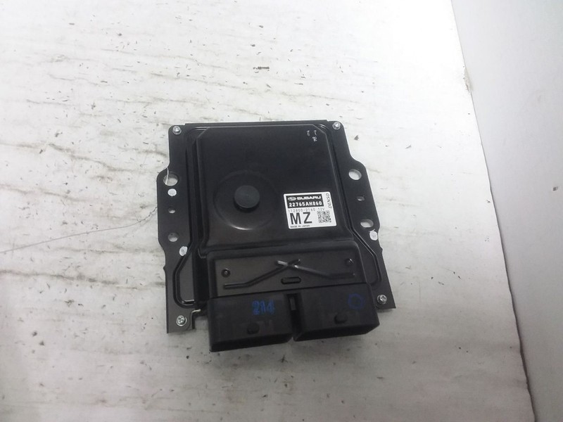 Engine ECM Electronic Control Module Beside Glove Box Fits 17 FORESTER 1575622