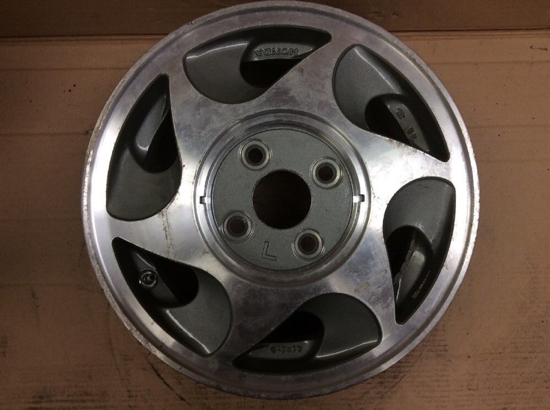 88 89 90 91 Civic Left Aluminum Alloy Wheel Rim 13x5J 6 Spoke Used OEM
