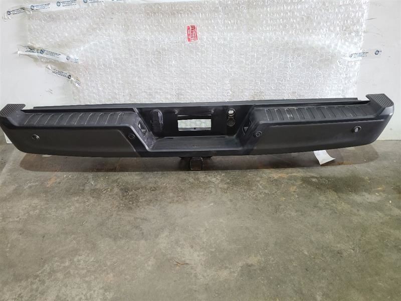 F1502023 Rear Bumper 572437