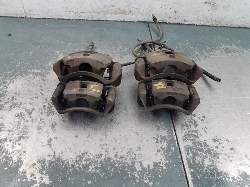 1999 Mitsubishi Eclipse GST GS-T Brake Caliper Set #2978 A6