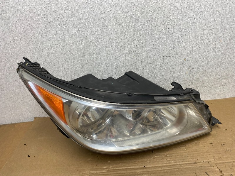 2010 to 2013 Buick Lacrosse Right Passenger Halogen Headlight Oem AD3982 DW