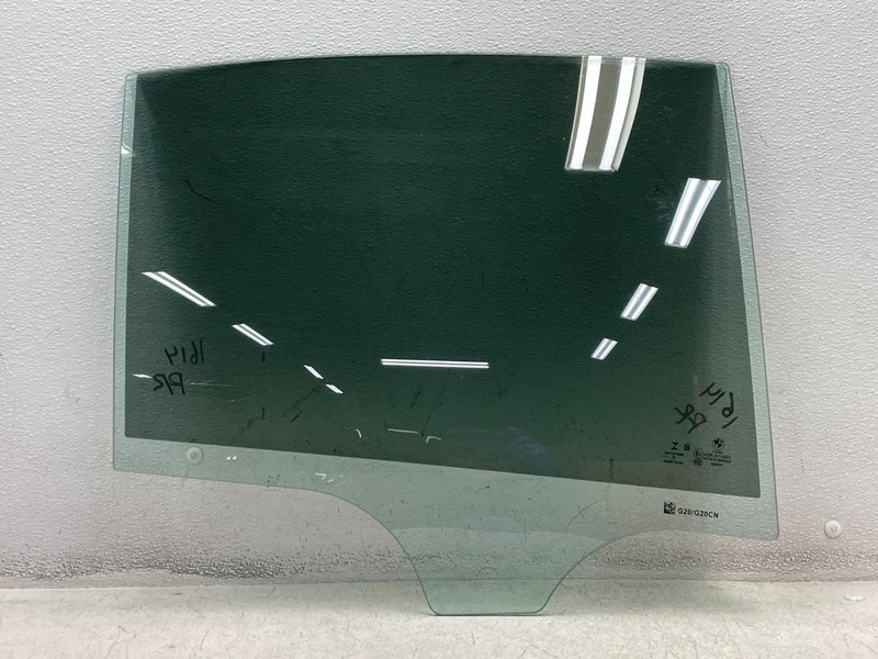 21 22 23 24 BMW M3 Rear Right Passenger Door Window Glass Panel 1614 OEM