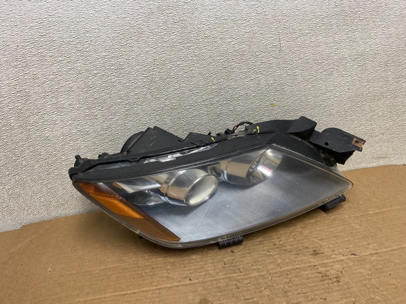 Halogen 2007 to 2009 Mazda CX-7 Right Passenger RH Side Headlight Oem Z2653 DW