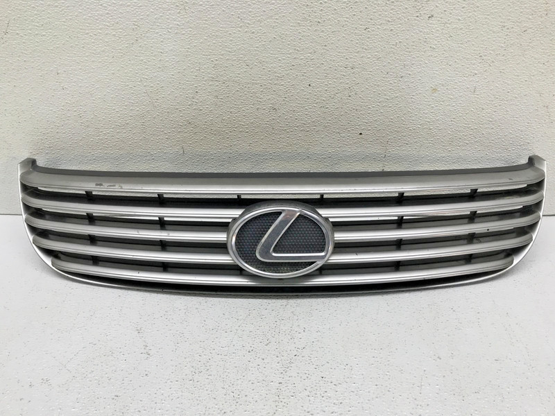 2002 - 2005 Lexus SC430 Front Upper Radiator Exterior Grille Silver Emblem OEM