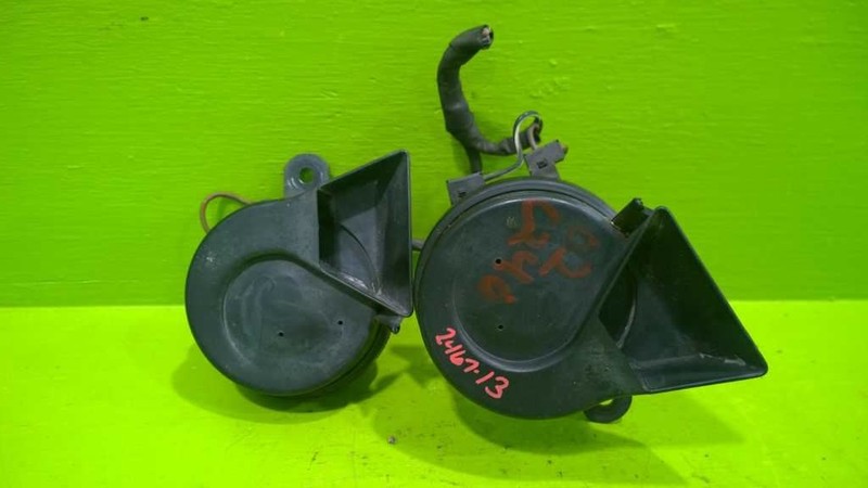 01 02 03 04 05 MERCEDES C240 HI LOW HORN OEM 2467-13