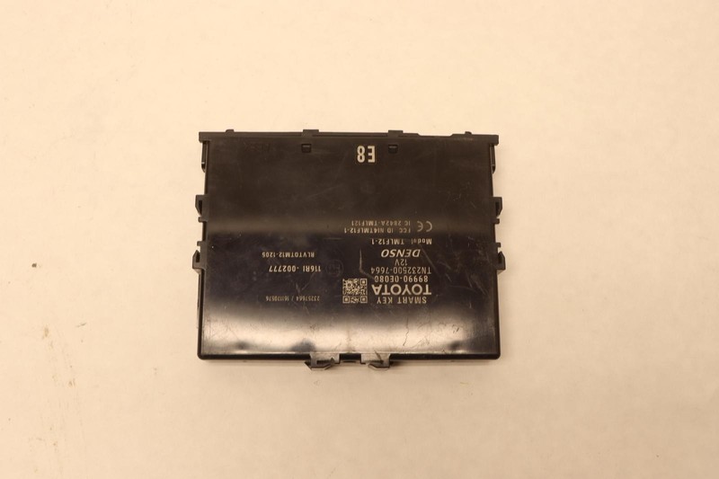 2014-2016 TOYOTA HIGHLANDER THEFT LOCKING KEYLESS IGNITION CONTROL MODULE OEM
