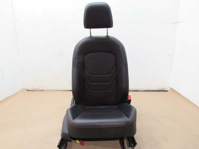 Volkswagen Jetta GLI 2022 Front Right Passenger Seat Assembly 18 - 25 >