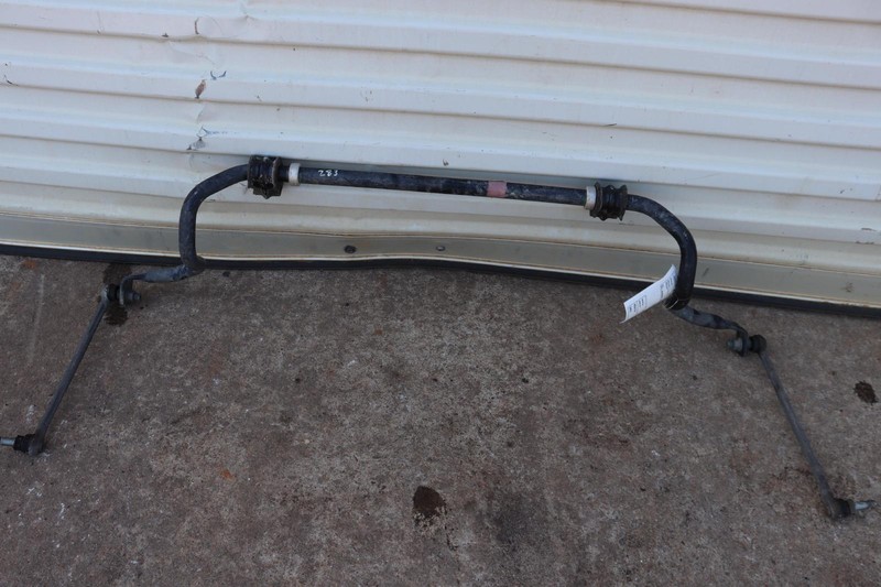 2016-2020 NISSAN MAXIMA 4X2 FRONT ANTI ROLL SWAY BAR SUPPORT W/ LINKS OEM