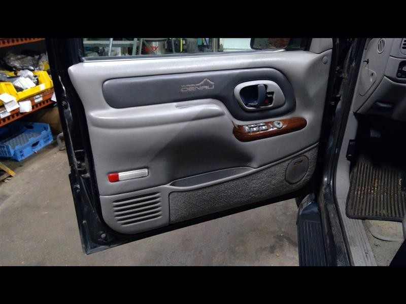 2000 Yukon DENALI Front and Rear Door Trim Panels Set Of 4 1161428 Gray