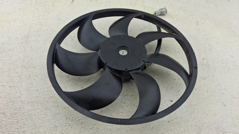 2015 - 2024 NISSAN MURANO RADIATOR COOLING LEFT SIDE FAN BLADE & MOTOR OEM
