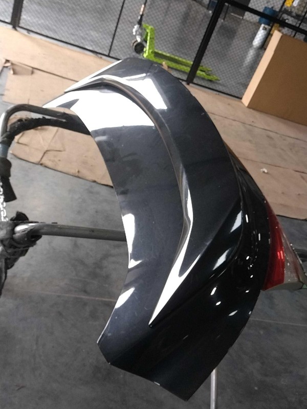 2013 Ford Focus Black Deck Lid OEM CP9Z5440110B 4DR Sedan w/Spoiler