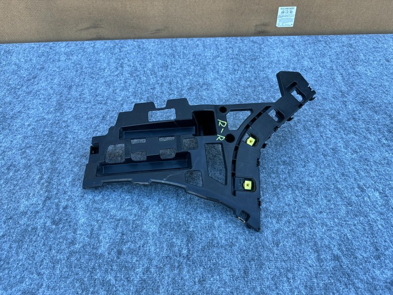 GENESIS G70 2019-2024 OEM REAR RIGHT PASSENGER BUMPER MOUNT BRACKET ASSEMBLY