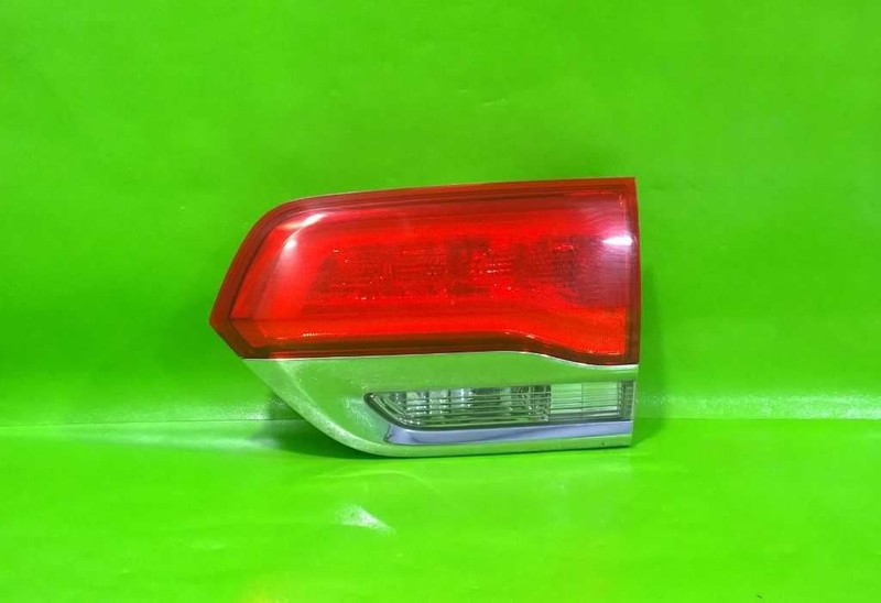 14-20 GRAND CHEROKEE PASSENGER RIGHT LID TAILLIGHT LAMP OEM 4345-67