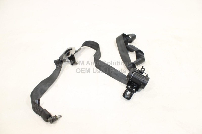 2016-2020 KIA SORENTO REAR 2ND ROW RIGHT PASSENGER SIDE SEAT BELT RETRACTOR OEM
