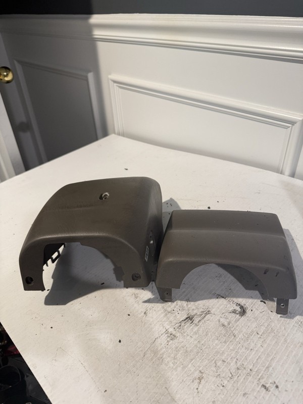 2003 LEXUS GS300 STEERING COLUMN SHROUD UPPER & LOWER COVER OEM GRAY