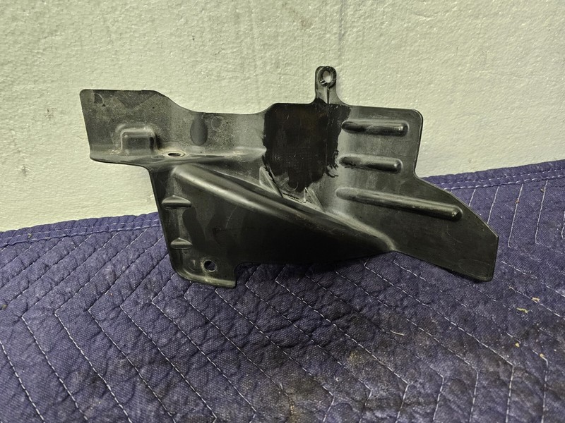 2018 PROMASTER CITY 52024040 Radiator Shroud