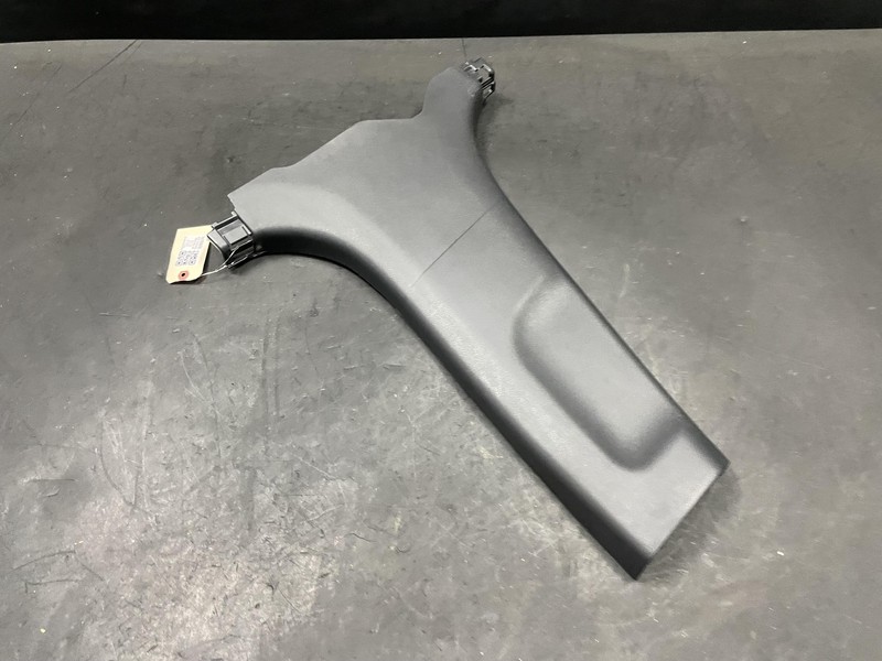 Center Right B Pillar Lower Trim Panel 2021 Nissan Sentra 76915-6LB0A 20 - 23 X