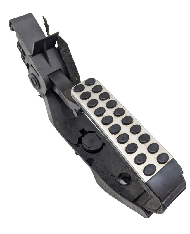 Mercedes Clk350 09 Throttle Actuator Gas Accelerator Pedal W Sensor 2113001804