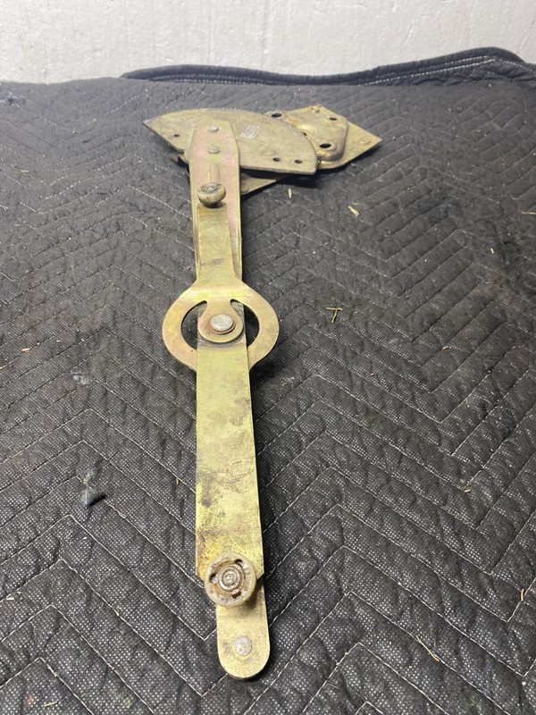 1990 Chevy G30 Van Left Front Window Regulator