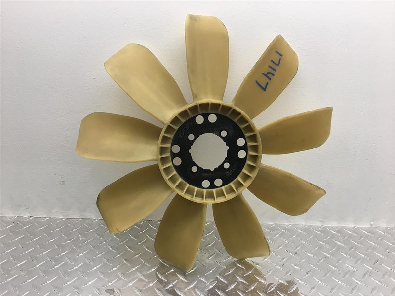 2000-2004 GMC YUKON TAHOE AVALANCHE SILVERAD & SIERRA COOLING FAN BLADE 15017911