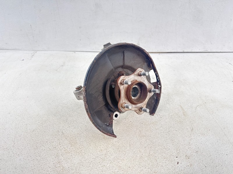 2019 -2025 NISSAN ALTIMA FWD REAR LEFT SIDE SUSPENSION SPINDLE KNUCKLE & HUB OEM