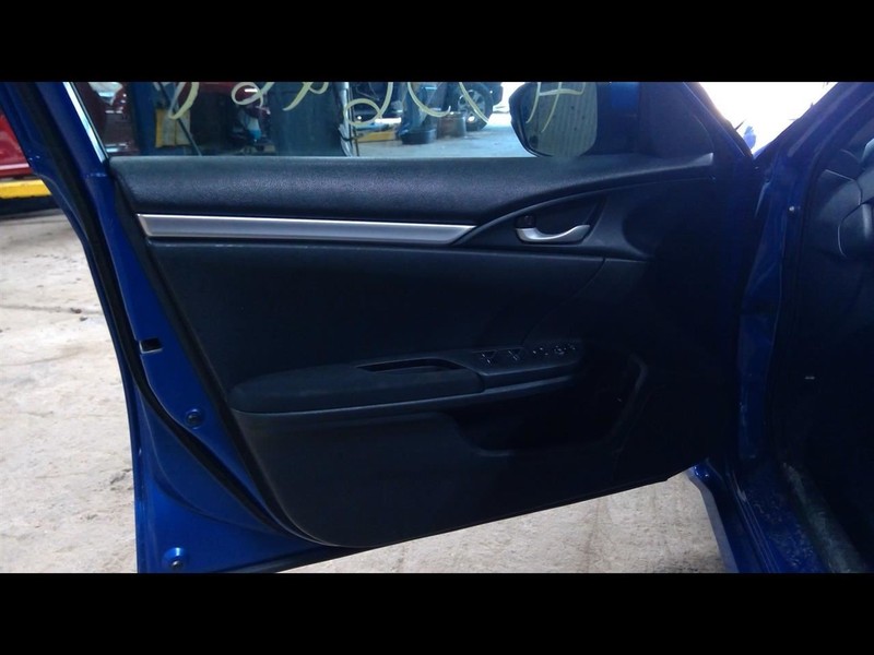 2018 CIVIC Driver Left Front Door Trim Panel 1581697