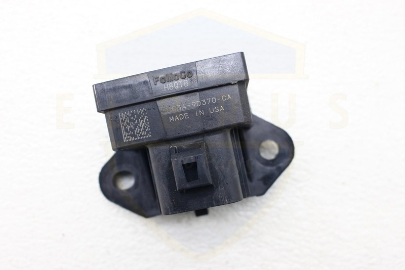 2022 - 2025 LINCOLN NAVIGATOR FUEL PUMP CONTROL MODULE LC3Z-9D370-C