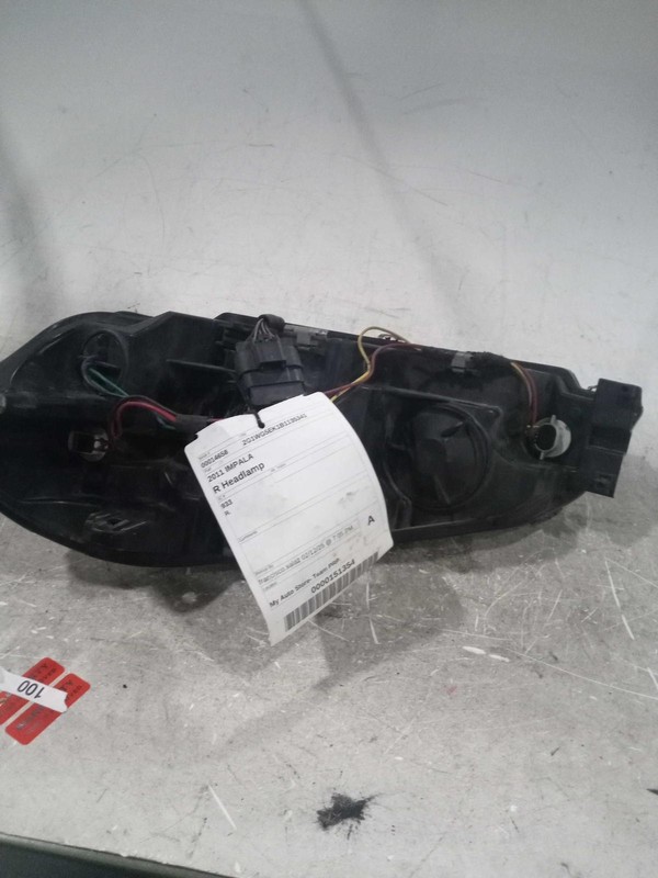 2011 Chevrolet Impala Right Headlight Assembly Black OEM 193330 186K Miles