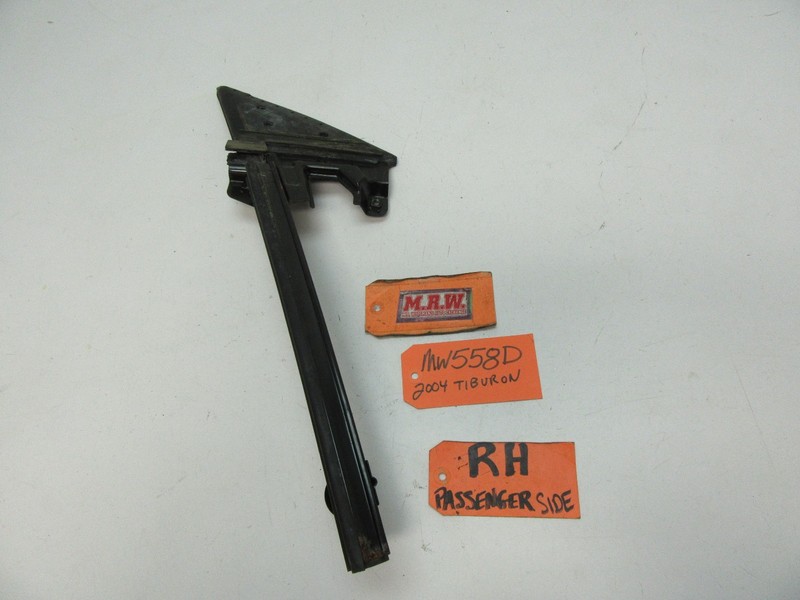 DOOR PANEL DOOR GLASS WINDOW TRACK SEAL RUN RUBBER R RH for 03-08 TIBURON GT GS
