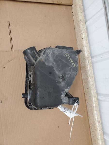 Air Cleaner Classic Style Vertical Rear Door Handle Fits 11-17 COMPASS 279588