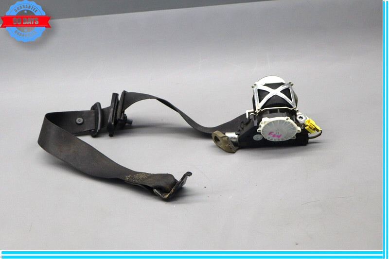 06-12 Mercedes ML550 GL450 W164 Rear Left Driver Side Seat Belt Seatbelt Oem
