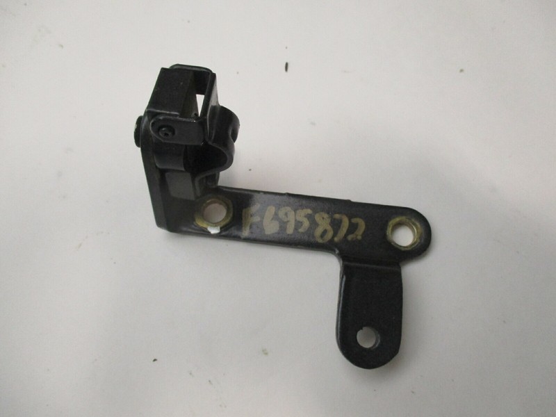 F695872 Force L-Drive Throttle Cable Bracket & Swivel Clamp