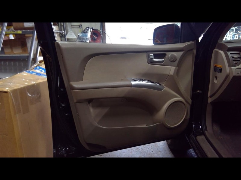 2009 SPORTAGE Driver Left Front Door Trim Panel 1560724