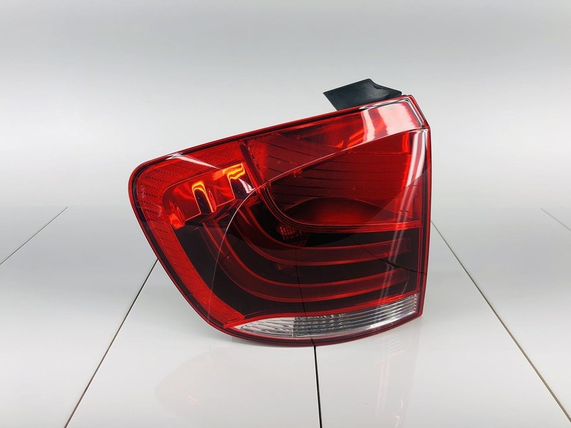 13-15 BMW X1 E84 REAR LEFT DRIVER SIDE OUTER TAIL LIGHT BRAKE LAMP OEM #1