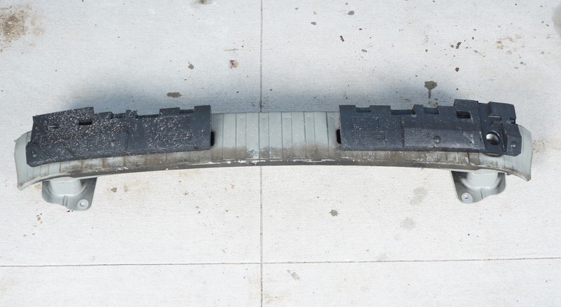 06-13 VOLVO C70REAR REINFORCEMENT BAR BUMPER IMPACT REBAR REAR