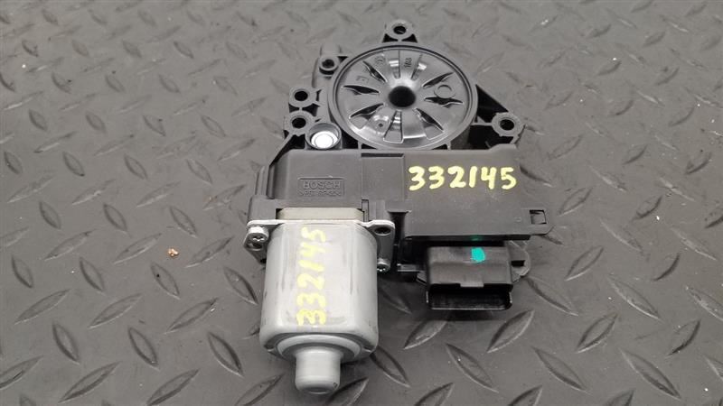 12-17 Hyundai Azera Front Left Driver Window Motor OEM 82450-3V010